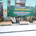 Ketua PC LDII Kanigoro bersama FORKOPIMCAM Kanigoro Melaksanakan Safari Ramadhan Tahun 2024